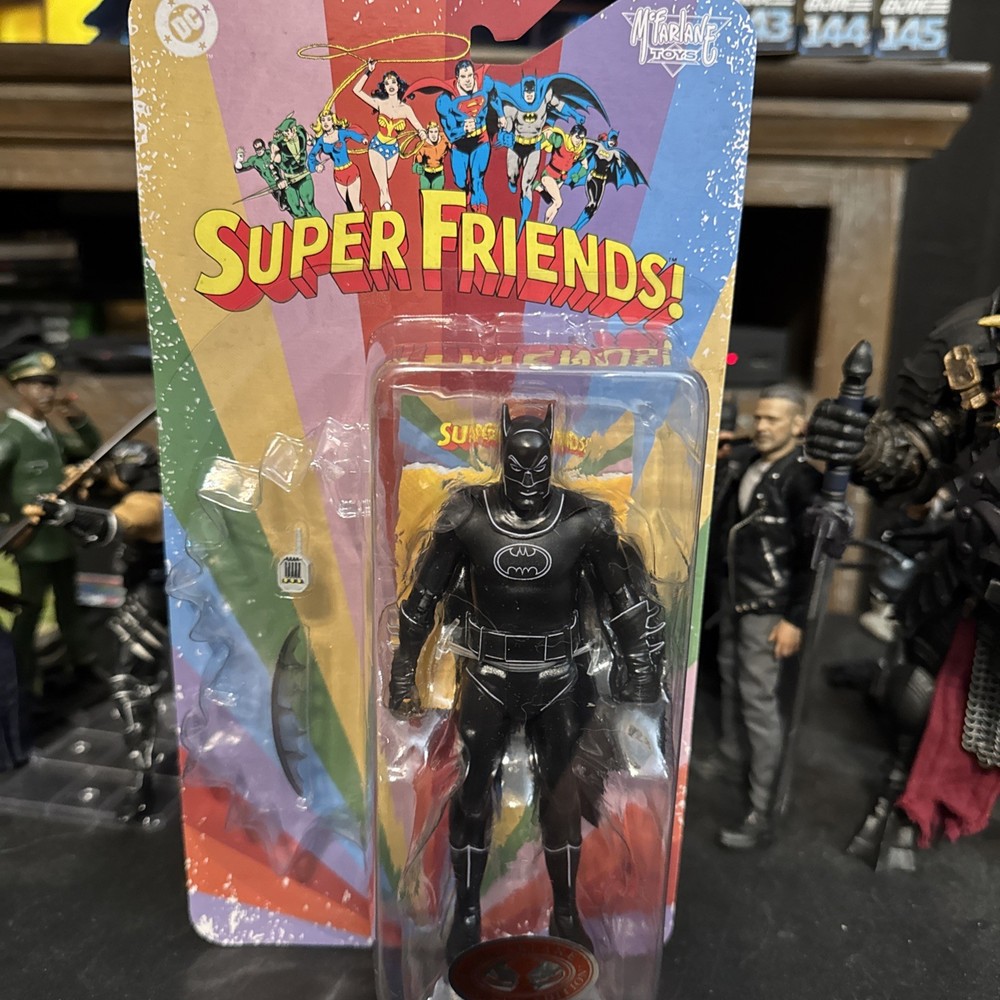 McFarlane Toys DC Retro Super Friends BATMAN PHANTOM ZONE 6″ Figure RED PLATINUM