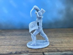Warrior Art: Handcrafted Gladiator Resin Figurine 80mm Collectible Sculpture