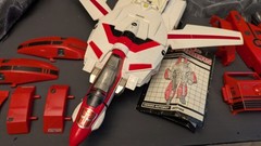 Transformers G1 Jetfire with paperwork and lots of parts – vintage 80s