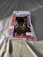 Hasbro Transformers Netflix War for Cybertron Decepticon Sparkless Bot New