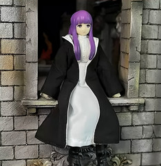 WG-FERN-SET: 1/12 Fabric Wired Robe and Skirt for SHF Fern action figure
