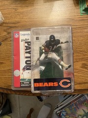 Walter Payton Chicago Bears NFL Legends Series 2 McFarlane Toys 2006 Figure NIB