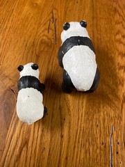 Safari Realistic Beautifully Detailed Panda Bear & Baby Cub PVC Plastic Figures