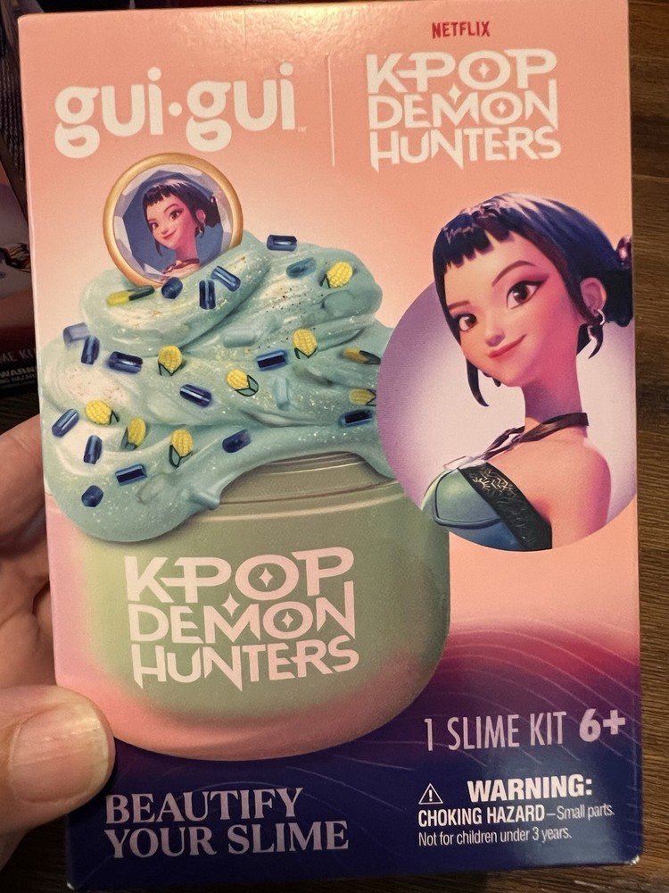 Gui-Gui K-Pop Demon Hunters BLUE Gloss Slime ZOEY Pack Huntrix Scented NIB & HTF