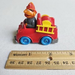 Lot of 3 Playskool 1980s Sesame Street diecast vehicles (wear and tear) H312