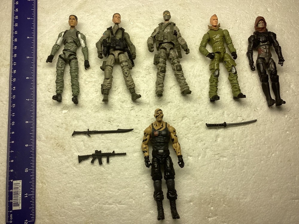GI Joe Retaliation Roadblock and Other Action Figures Lot of 6.