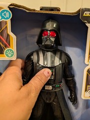 STAR WARS – GALACTIC ACTION DARTH VADER – Electronic 12-inch Action Figure NIB