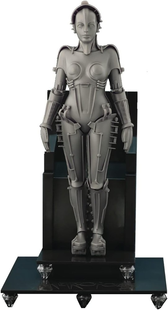 X-PLUS Silver Screen Metropolis Maschinenmensch Maria 1:8 Model Kit#200138 NEW