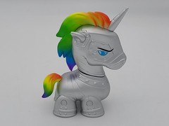Kidrobot Adult Swim Series 2 Robot Unicorn Attack 3″ Figure Chase
