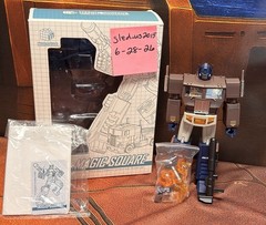 Magic Square Optimus Prime Transformers Light of Freedom MS-01S Sleep MP scale