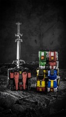 New In Stock Lucky Cat Micro Cosmos MC-01S Elvis Voltron Metallic Version Figure