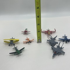 Disney Planes PLASTIC Lot Of 9 shani Skipper El Chupacabra Echo Ripslinger FLAW