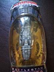 Battlestar Galactica Titanium Die-Cast Diecast Hasbro Micro Machine Galoob 2006