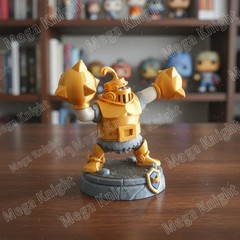 Clash Royale Mega Knight Gold Figurine – 3D Printed for Kids, Teens, and Adults