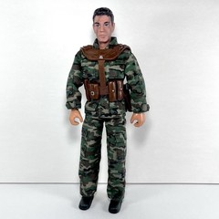 M&C – Power Team World Peacekeepers 12″ Action Figure With Clothes And Gun