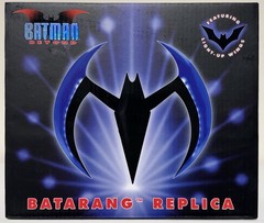 NECA BATMAN Beyond BATARANG Replica Featuring LIGHT UP Wings Gotham City Future