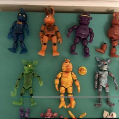 Funko Five Nights at Freddy’s Action Figure Lot Of 18
