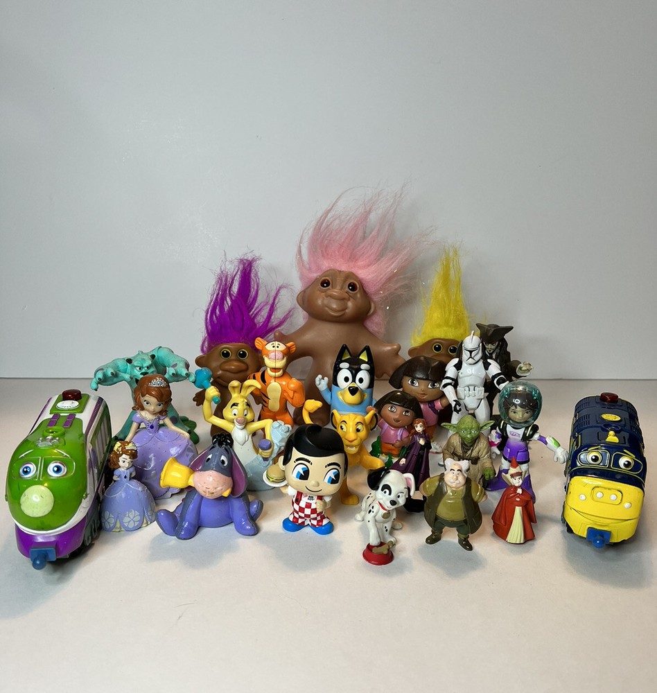 Toy Box Action Figure Vehicle Lot Chuggington Disney Pooh Trolls 24pc Lot # 2