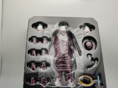 MEZCO ONE:12 Collective Joker Golden Age Edition 1/12 Action Figure