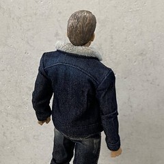 MO-DNJK-ACBK: 1/12 black denim jacket with fur collar for Mezco, Nota Slim body