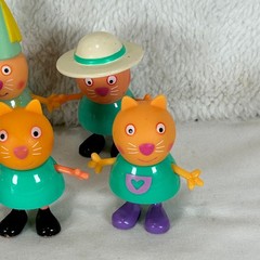 Peppa Pig Candy Cat Figure Lot of 6 Jazwares Articulated Friends Orange Green