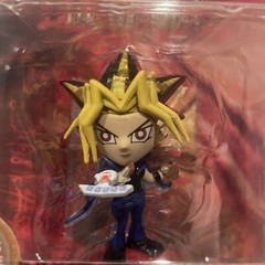2020 Phat Mojo Series 1 YuGiOh ( Yami Yugi) Mini Figure exclusive Card