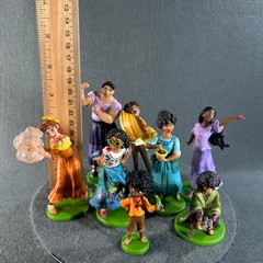 Disney Store Official Encanto Deluxe Figurine Playset Cake Toppers