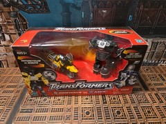 Transformers Robots in Disguise (RID) Sideways vs Axer