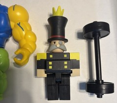R0BL0X Toys Weight Lifting Simulator Buff Noob Figure W/ Giant Figure No Codes