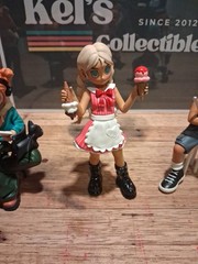 Peach Riot Figurines lot of 6