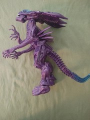 Alien Queen 12″ Action Figure Walmart Exclusive Lanard Xenomorph Purple