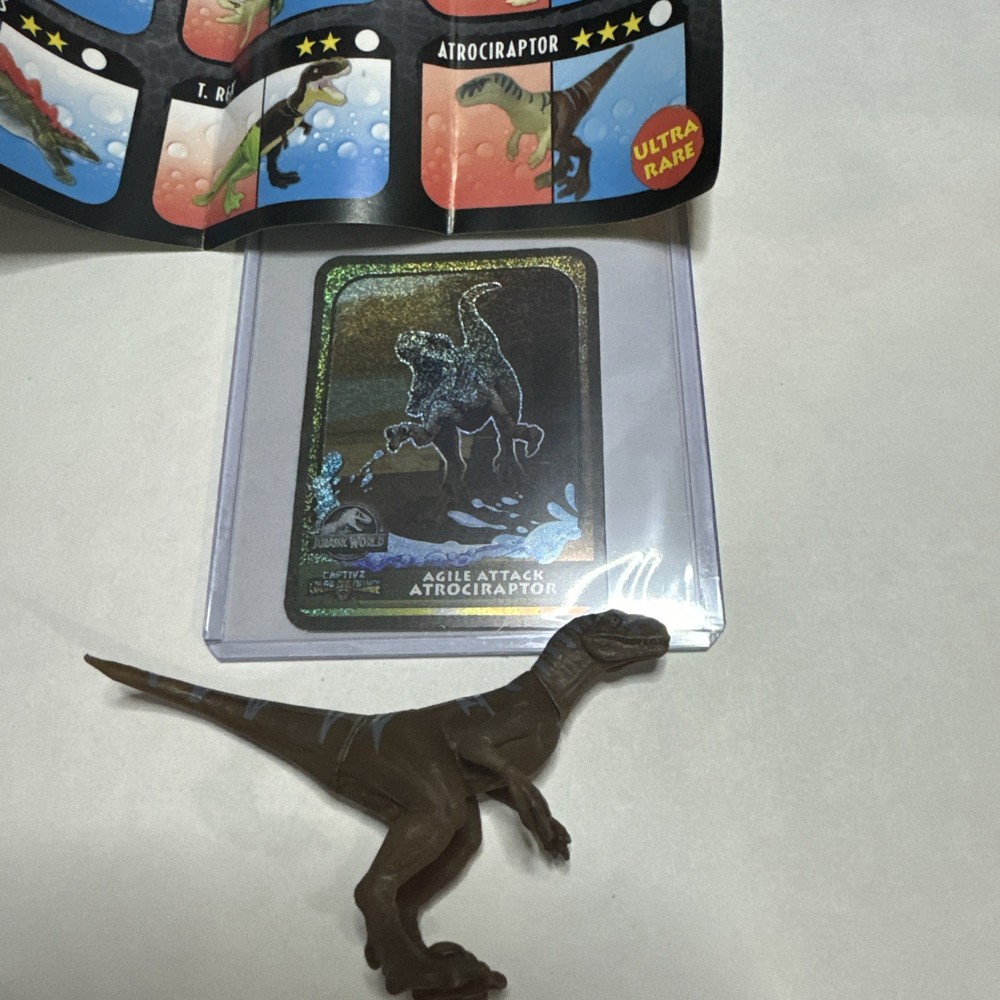 Jurassic World Captivz Color Change Atrociraptor Figure + card ULTRA RARE