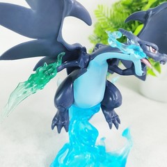 Pokémon 7″ Mega Charizard X Collectible Figure w/ Interchangeable Accessories
