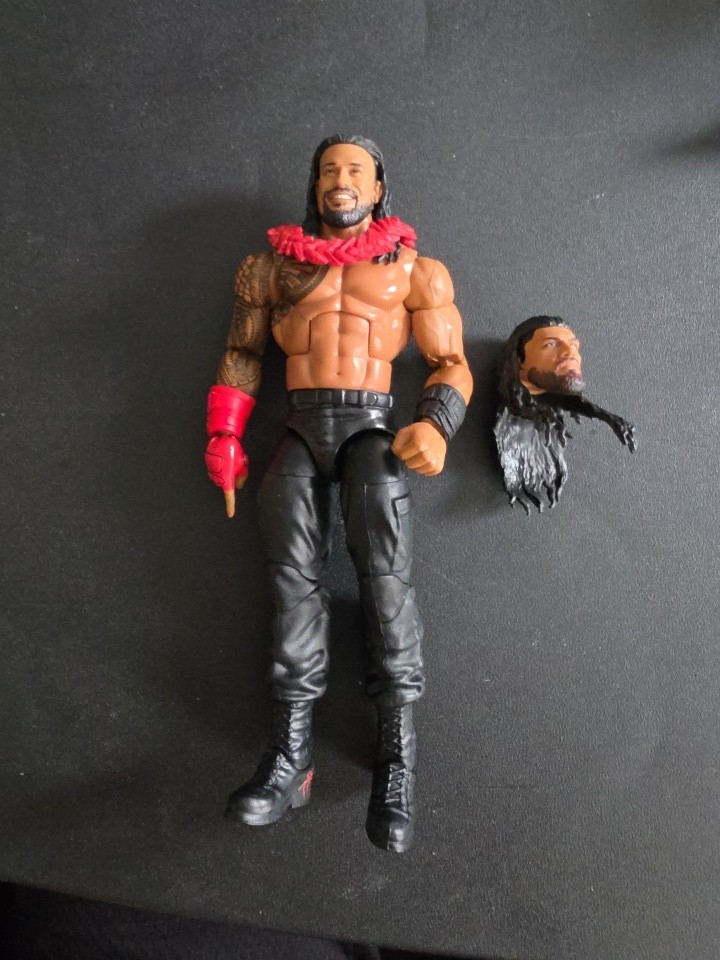 WWE Elite Roman Reigns Action Figure