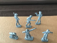Unpainted Lot Of 28 Lead Figures-Knights-Indians-Tee Pee-Calvary-WWI Solders