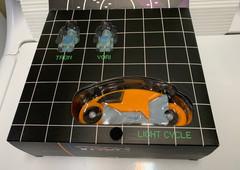 KUBRICK TRON MEDICOM TOY SET (A). TRON YORI LIGHT CYCLE.