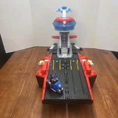Paw Patrol Aircraft Carrier HQ with Chase Action Figure and Mighty Pups Cruiser