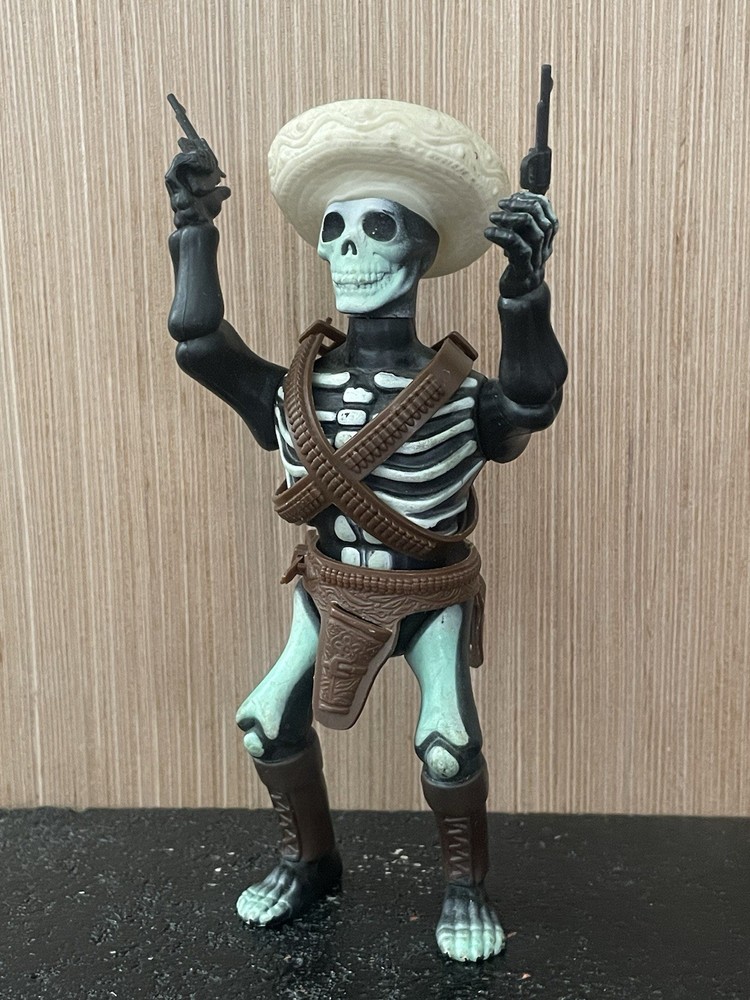NIGHTMARE WARRIORS MTC toys PANCHO VILLA reproduction 2 gun set READ