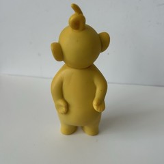 VINTAGE 1998 Teletubbies Laa-Laa YELLOW Vinyl Figure Playskool Ragdoll 6”