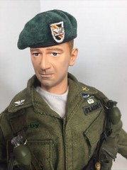 1/6 DRAGON JOHN WAYNE COL. MIKE KIRBY GREEN BERETS VIETNAM MOVIE M-16 COLT 1911