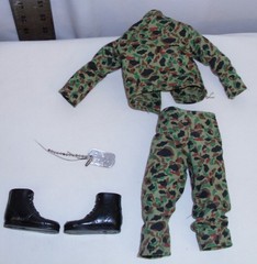 HASBRO GI JOE ACTION MARINE FUZZY HEAD TALKING DOLL WITH CLOTHES 1960s