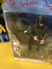 Dragon Action 18 Figure 80043 US Army Infantry 1944 SQUAD LEADER “Sarge” B528