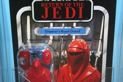STAR WARS 2012 AFA GRADED MINT ON CARD TVC EMPERORS ROYAL GUARD FIGURE WEAPON