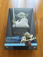 Hot Toys Star Wars MMS495 Yoda Episode II Attack of the Clones Figure