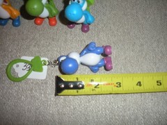 5) 2″ DIFFERENT COLORS YOSHI BackPack Buddies Clip Keychain Super Mario