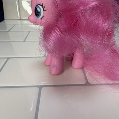 My Little Pony Mixed Lot Of 8 Characters Toys Hasbro Various Colors Sizes Used