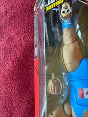 WWE Elite Royal Rumble Earthquake new in box defender case