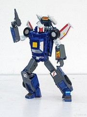 Star Toys ST-02 Tracker Tracks Masterpiece Scale SEALED NEW🇺🇲USA!