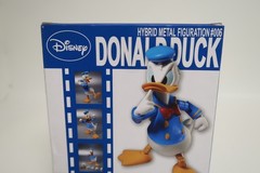 Donald Duck Hybrid Metal Figuration #006 Herocross Action Figure Disney NIB