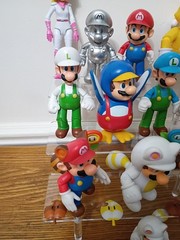 12-PK WHITE TANOOKI SUPER MARIO 4″ Lot Builder Penguin Cat Metal Raccoon Luigi